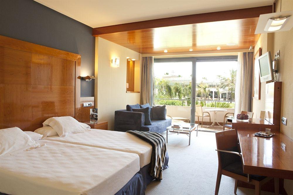 Calderona Wellness Hotel Betera Room photo